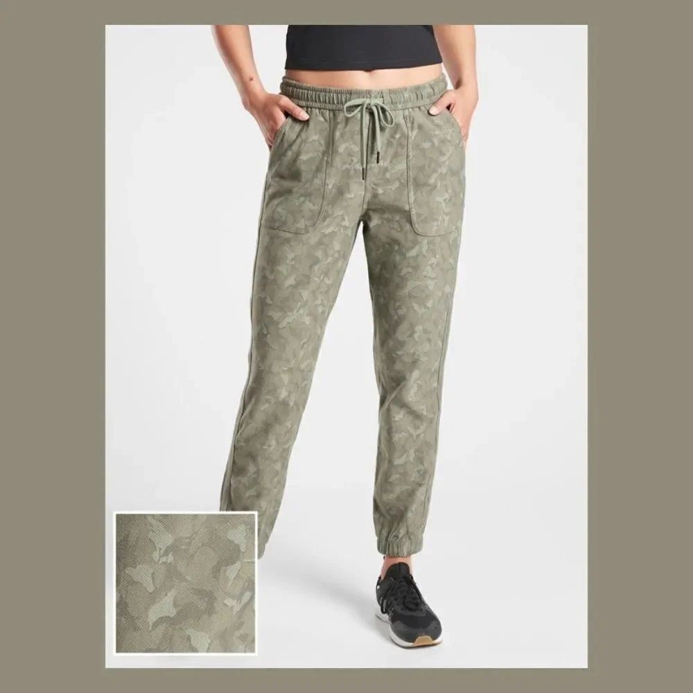 Athleta Farallon Stratum Camo Jogger